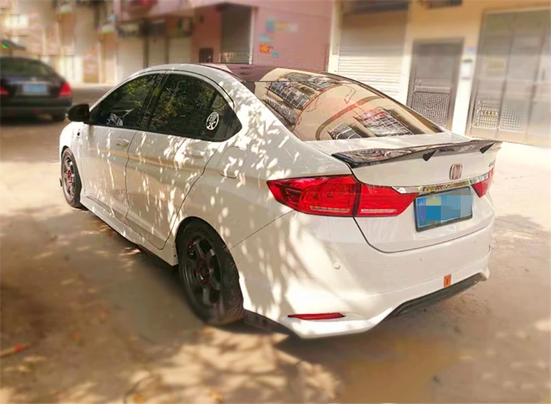 Применение для Honda CITY спойлер года глянцевое углеродное волокно/FRP заднее крыло R стиль спойлер, аксессуары