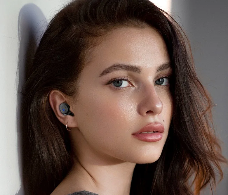Smallest Earbuds with Bluetooth 5.0 Wireless Charging Case Built-in Mic Headset Premium Sound Deep Bass for Sport | Электроника