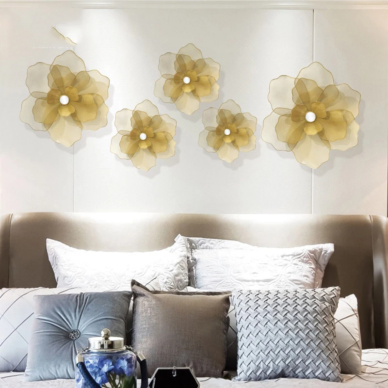 

Modern Wrought Iron Gold Flowers Wall Hanging Ornaments Livingroom Bedroom Wall Mural Crafts Porch Aisle Wall Sticker Decoration