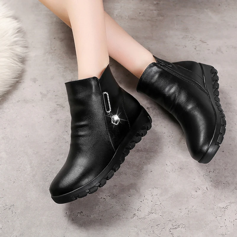 

TIMETANG Women snow boots large size 41 42 43,2021new genuine leather women winter boots, thick warm natural wool mother's boot