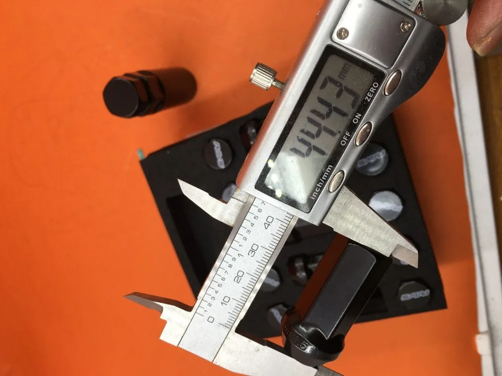 Луженая гайка VOLK RAY $ S набор из 45 мм блокировка колес 20 12x1 5 обода желудя черный