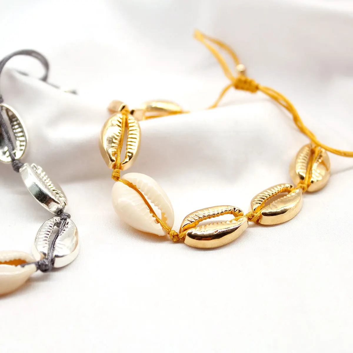 Новый Плетеный вручную браслет с круглыми бусинами натуральная раковина