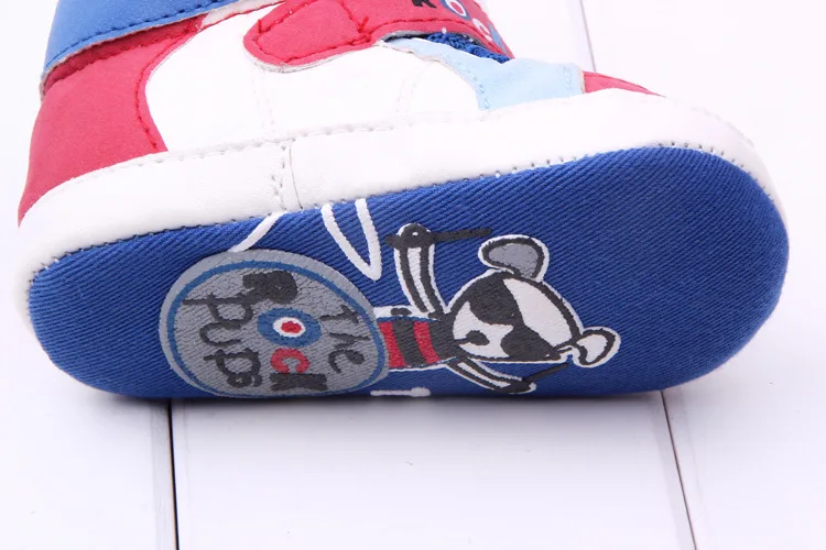 Обувь для маленьких мальчиков с мягкой подошвой в стиле рок Пупс