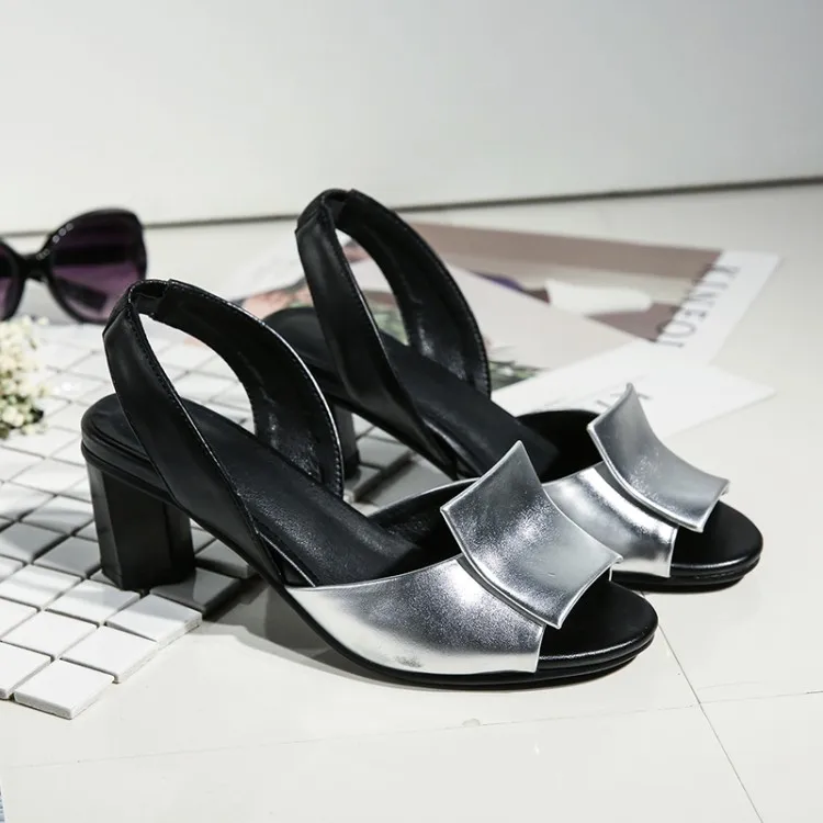 Женские босоножки с ремешком сзади летние сандалии на толстом каблуке большие