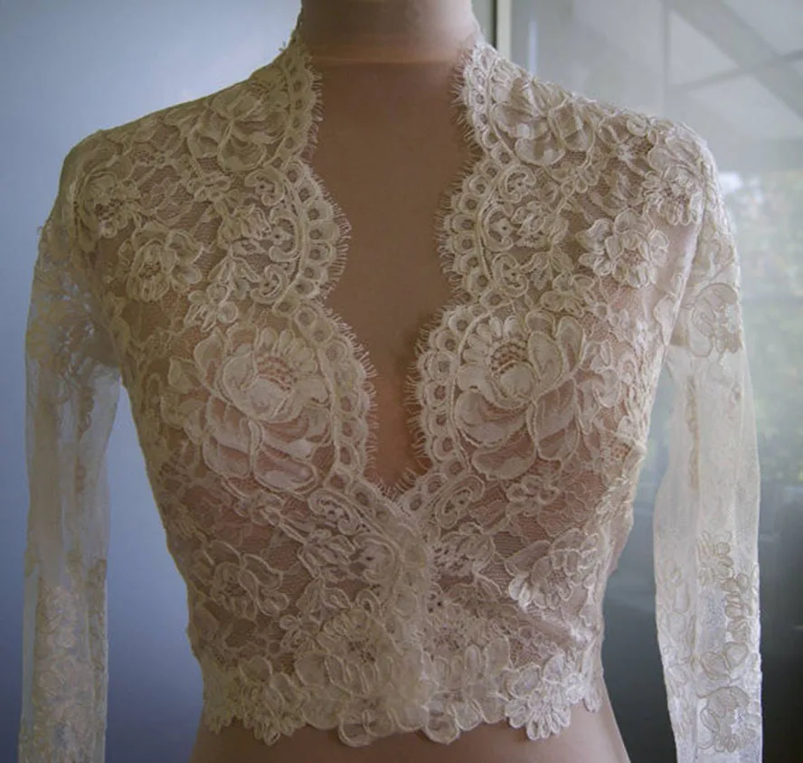 

New Vintage Wedding Lace Jackets Long Sleeves Sexy V-neck Lace Bridal Boleros Custom Made Lace Bolero wedding Accessories
