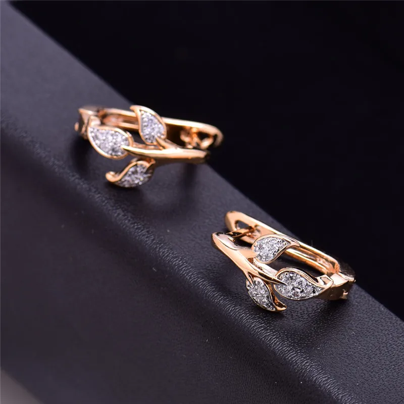 Женские серьги кольца GULICX золотого цвета с кристаллами фианита E256|hoop earrings for