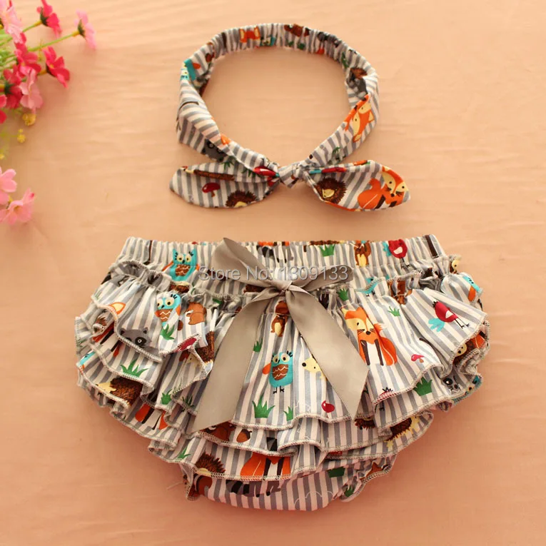 В полоску с рисунками животных лисы из мультфильмов пышные День рождения Одежда