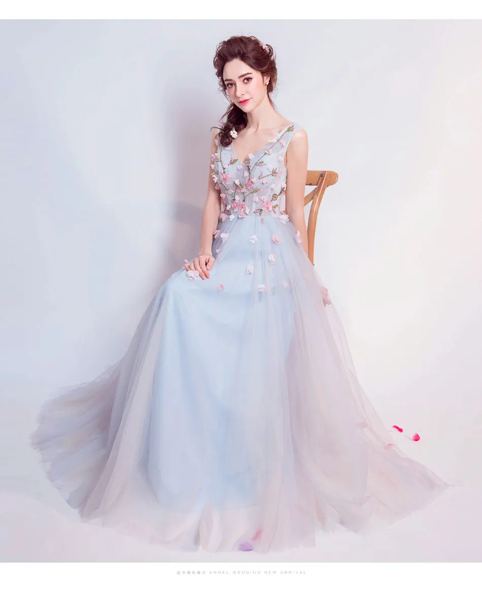 100% Настоящее светло-голубое длинное платье с цветочной вышивкой и лепестками