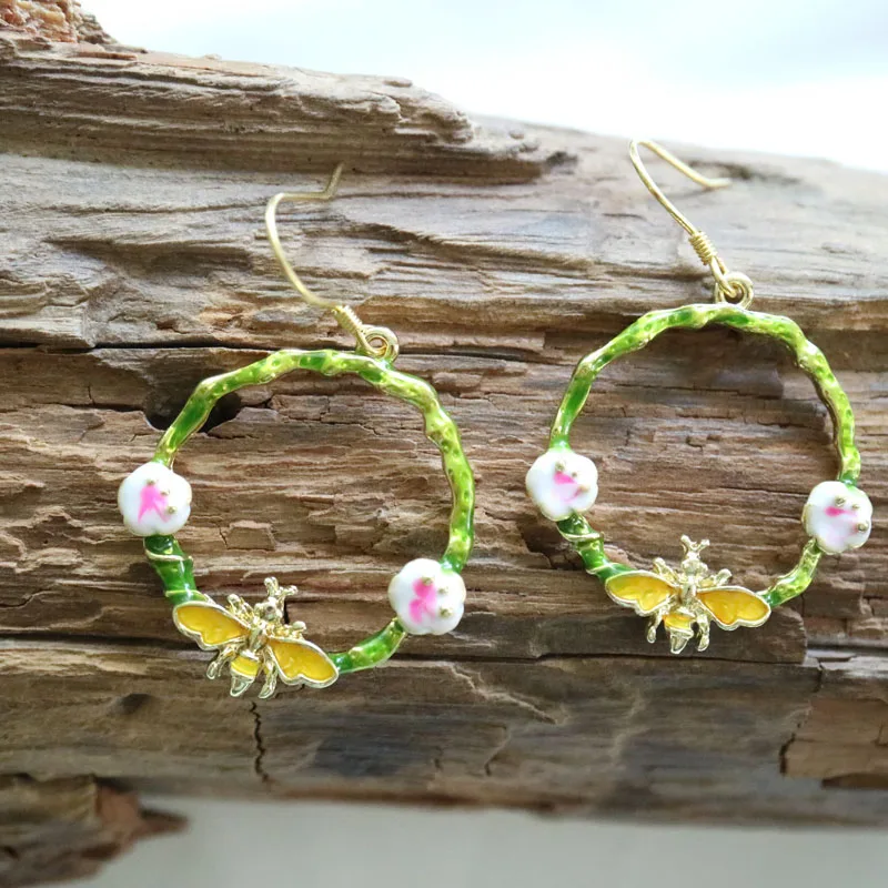 Модные серьги капли с зеленым цветком и Пчелой оригинальный дизайн ретро