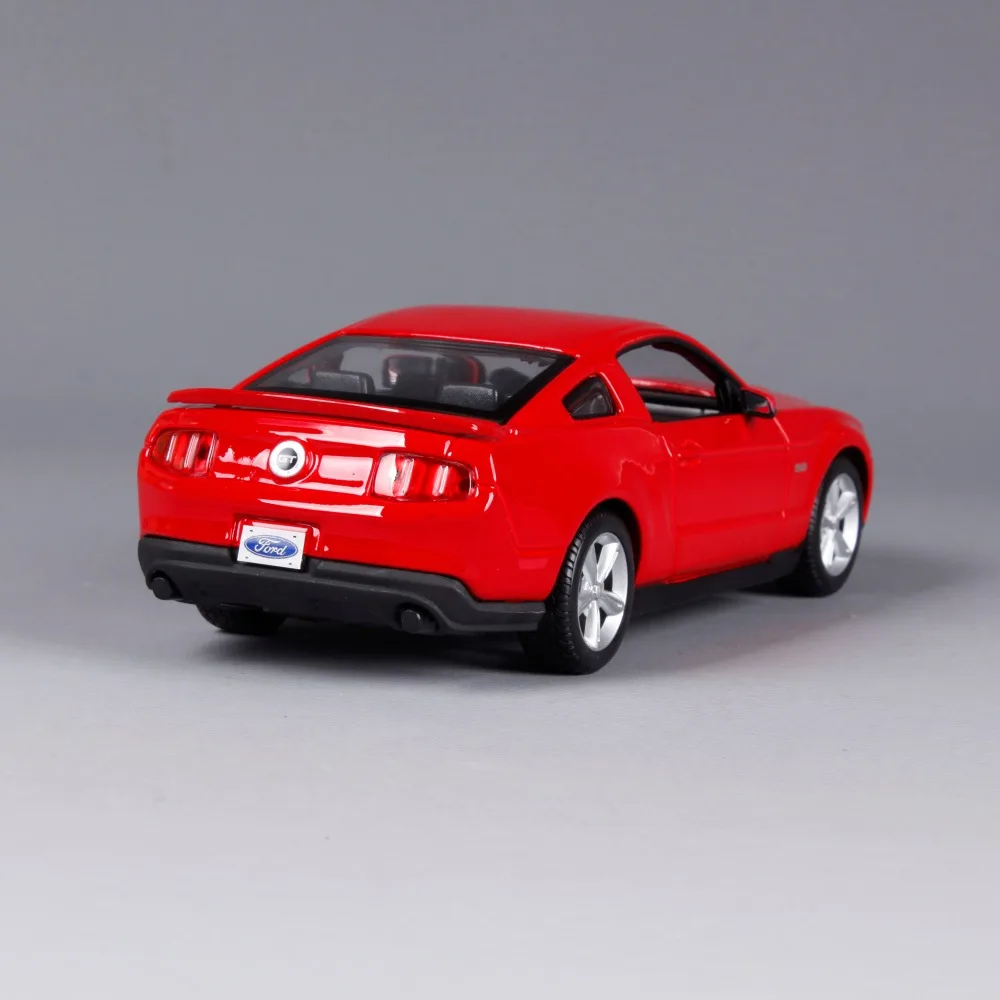 Maisto 1:24 2011 mustang GT red литье под давлением для ford модель автомобиля сбора