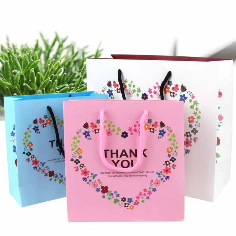 

10PCS Romantic Flower Paper Handbag Valentine's Day Wedding Gift Candy Chocolate Bags Christmas Birthday Gift Bag