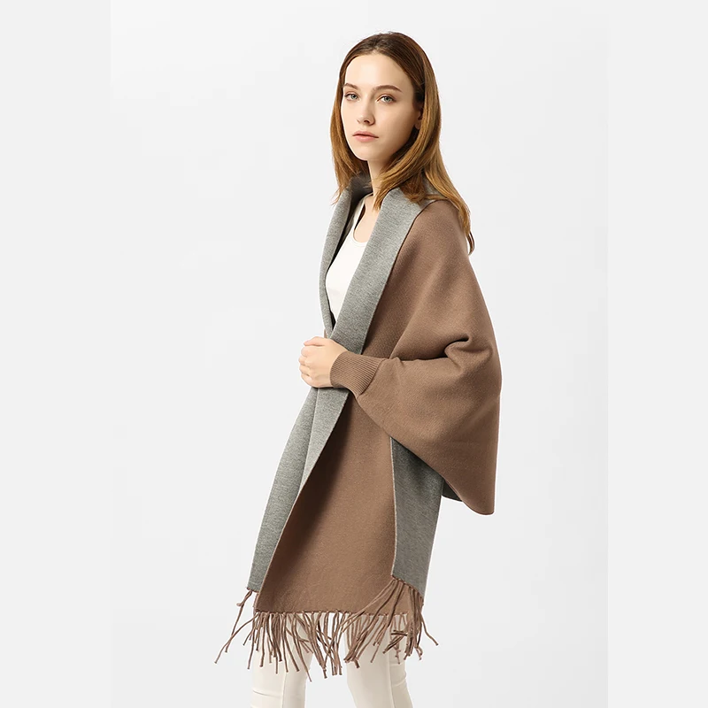 

Solid Knit Women Capes Ponchos Elegant Tassels Batwing Sleeve Two Tone Scarf Shawl Outwear Female Capes Spring Cape Poncho