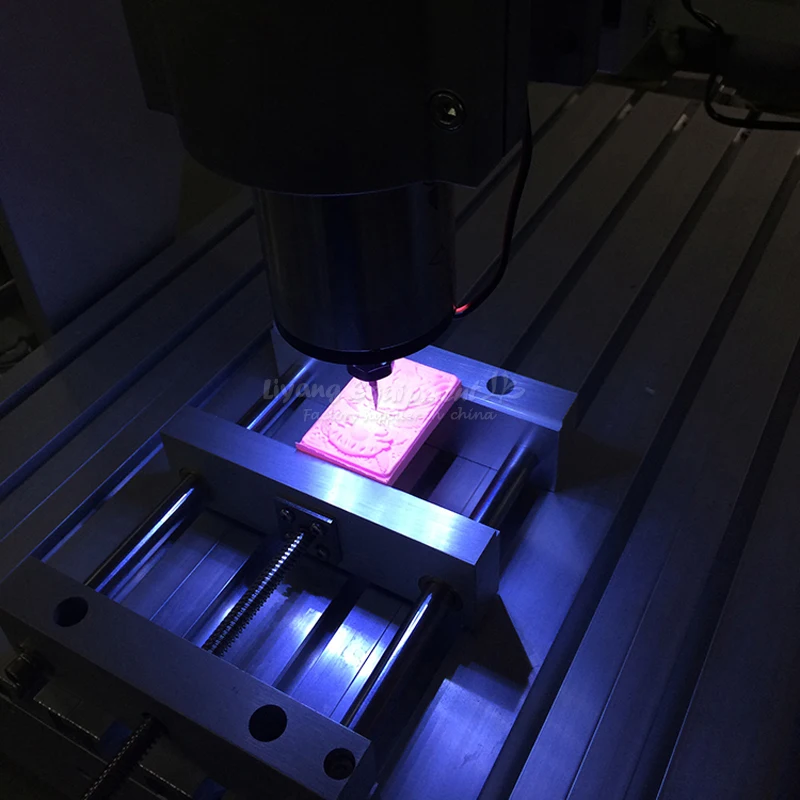 

CNC machine tool accessories CNC engraving machine spindle LED light 12V machine spindle fixed LED lamp