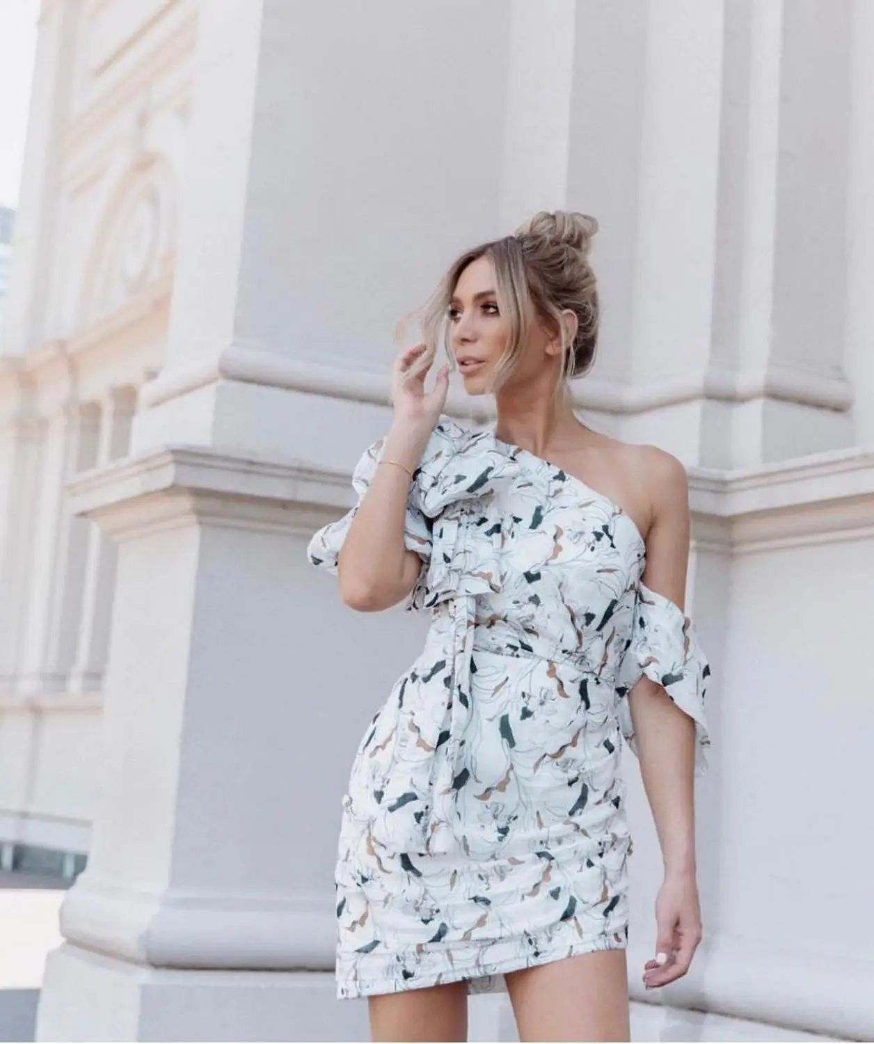 Tang женское платье на одно плечо с рюшами необычное официальное уличное