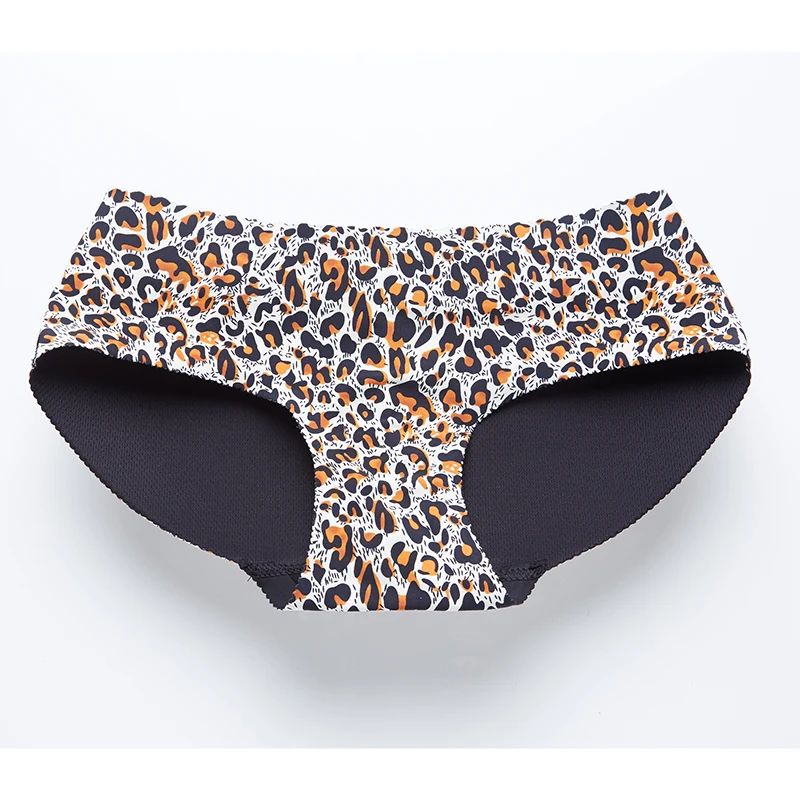 Сексуальное леопардовое бесшовное нижнее белье украшенное изобилием ягодиц