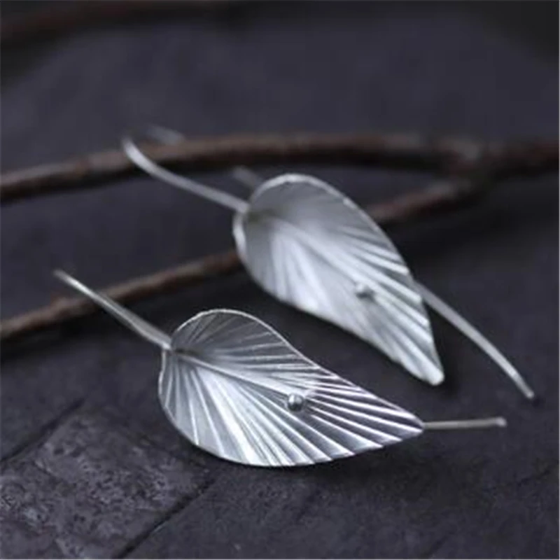 

JINSE 2018 Hot New Brand Designer Inspired Metallic Dangle Drop Earrings for Women 925 Sterling Silver Leaves Drop Earrings