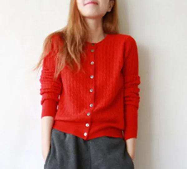 Красный YUNSHUCLOSET зимний женский вязаный кашемировый шерстяной кардиган с круглым вырезом однотонная одежда кардиган - Цвет: Красный