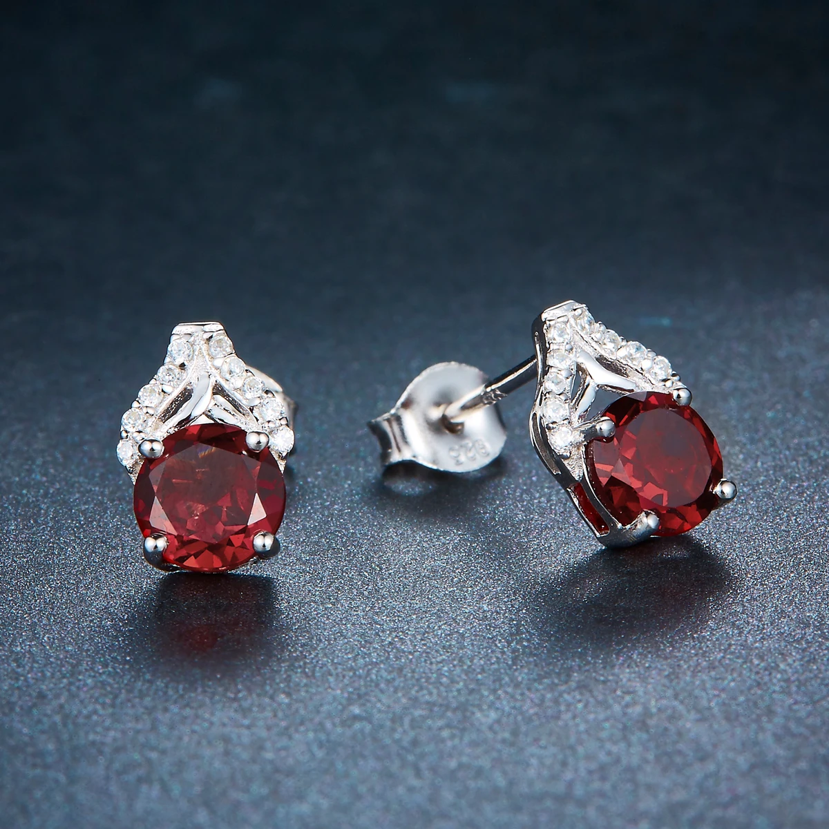 Hutang природный гранат Серьги гвоздики Solid 925 серебро gemstone Fine Jewelry женская жена