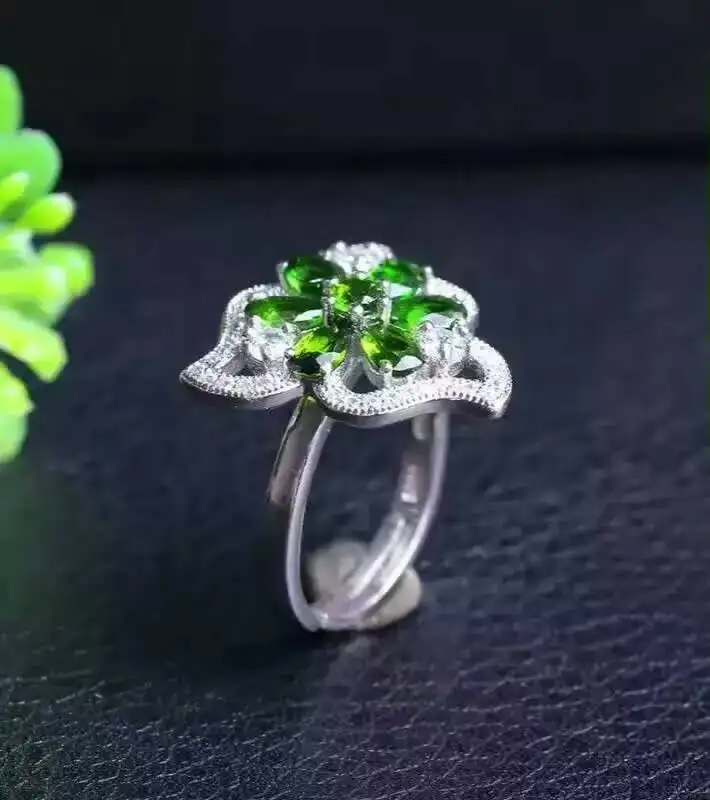 Натуральное зеленое кольцо из диопсида с драгоценным камнем натурального