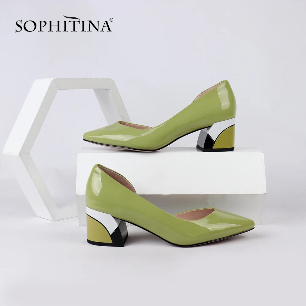 SOPHITINA/Новинки 2019г. Удобная летняя обувь с открытым боком на дизайнерском трехцветном каблуке. Женские летние туфли из лакированной кожи модного цвета, подкладка из свиной кожи. Босоножки с заостренным носкомSC163