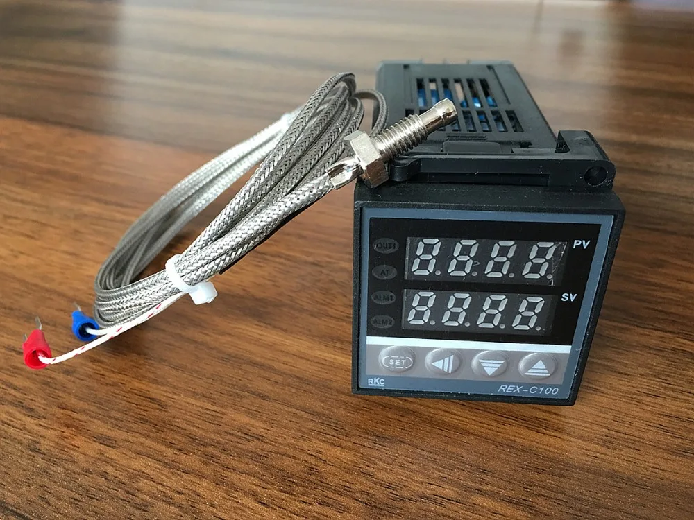 Цифровой регулятор температуры релейный выход с диапазоном 0-400 градусов по