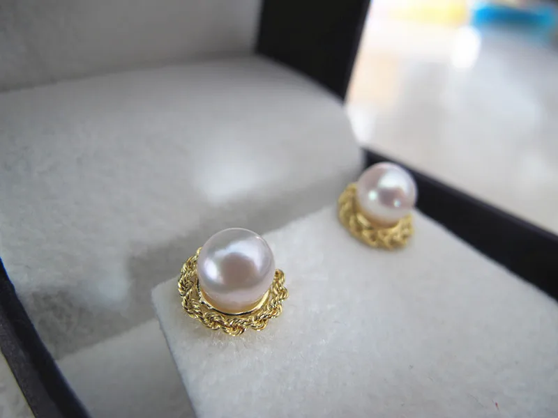 Женские серьги-подвески с кольцом украшенные искусственными камнями 6 5-7 |