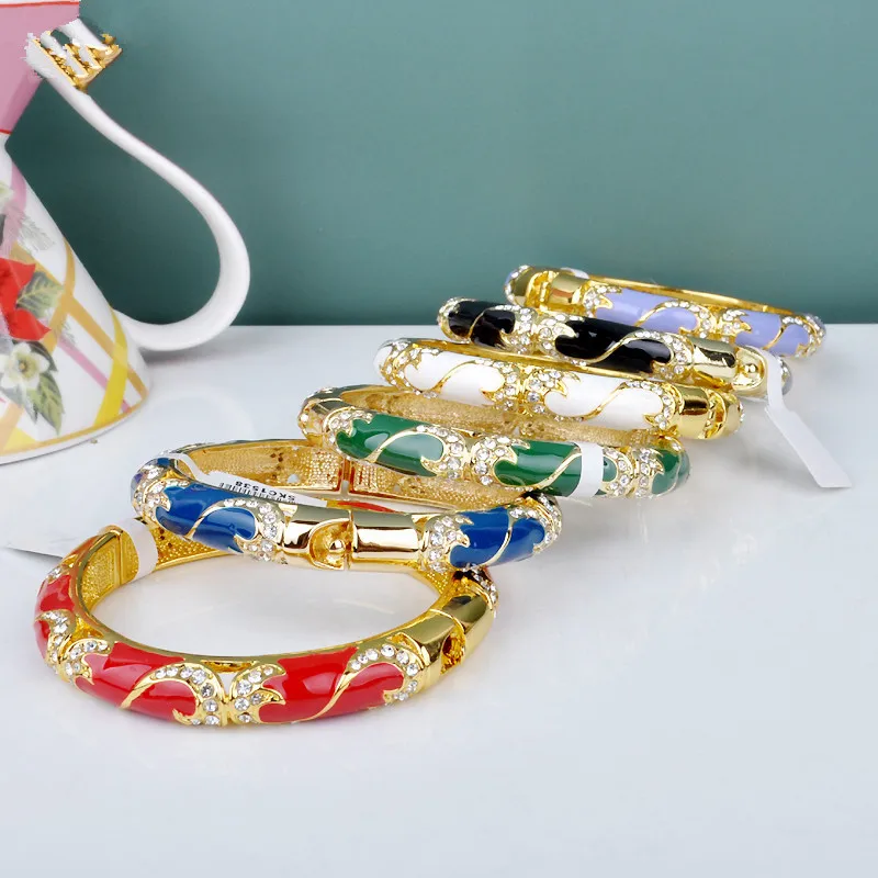 

Cloisonne bracelet national wind Korean version of the hollow enamel 18KGP bracelet jewelry for 1pcs gift 1PCS
