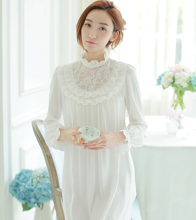 Бесплатная доставка новинка 2015 осенняя Женская длинная бежевая и розовая ночная