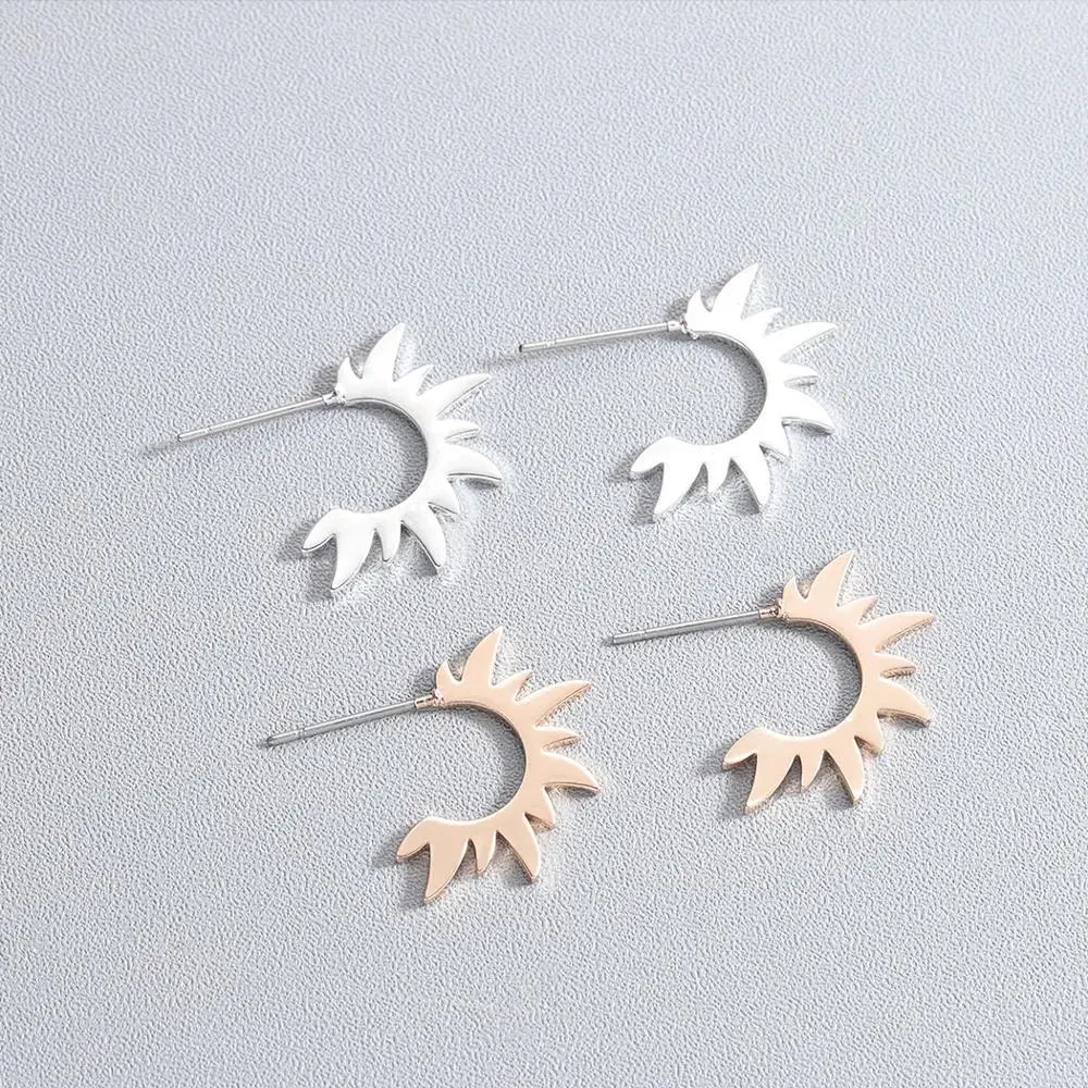 Чандлер из нержавеющей стали плоские Шипы Шпильки Серьги Tribal Sun Hoops Ушные oorbellen Femme