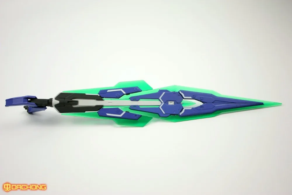 Модельные фанаты MB moshow KungFuModel WARRIORTOYS gundam OOQ Quanta высокого качества содержат светодиодная световая игрушка фигурка