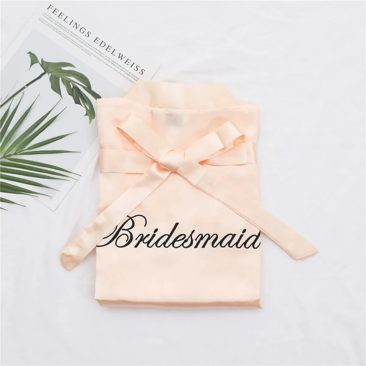 Champagne Bridesmaid Шелк пятнистый халат Свадебные платья с вышивкой невесты кардиган невесты - Цвет: Champagne Bridesmaid