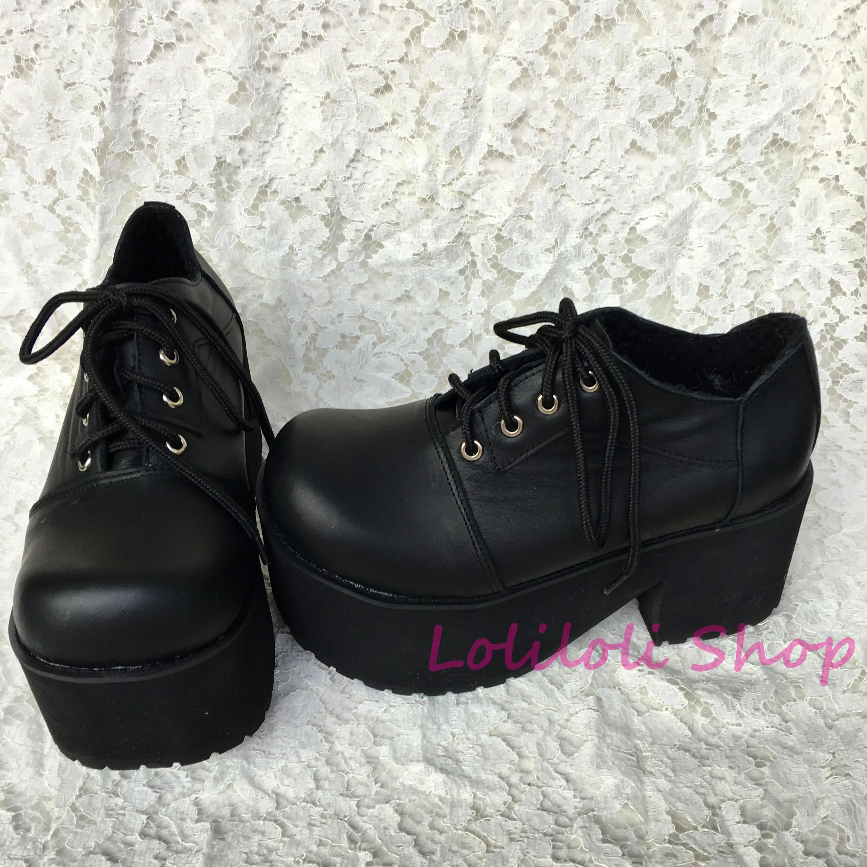 

Princess sweet gothic lolita shoes Loliloliyoyo antaina Japanese design shoes custom black bright skin thick heel shoes 1423s