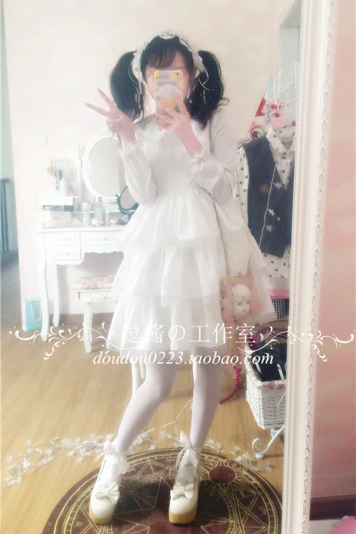 

lolita dress palace princess peter pan collar Strawberry embroidery victorian dress kawaii girl gothic dress lolita op cos loli