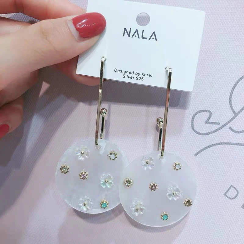 Корейский модный симпатичный хит продаж серьги в виде цветка акриловые