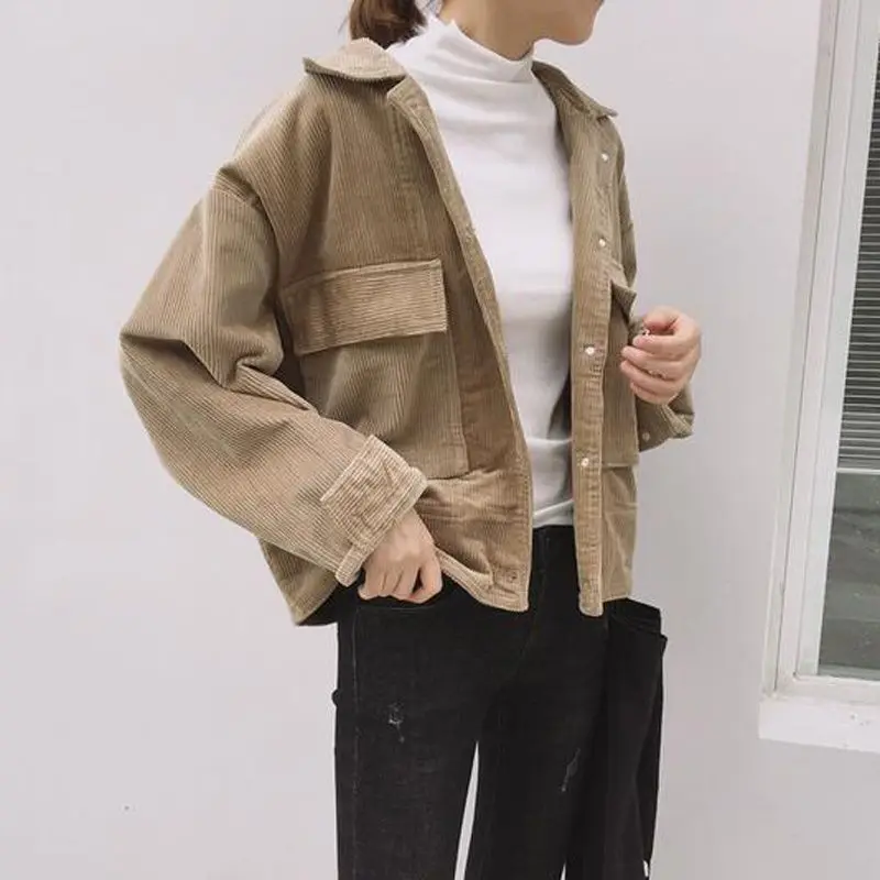 Большие размеры куртка женская Вельветовая повседневная свободная модная