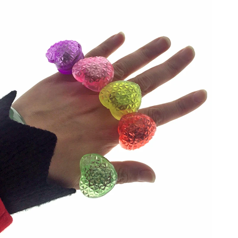 25 PCS Flashing Glow Jelly Heart Shape Rings Colorful LED Light Up Finger Ring Dancing Rave Party Wedding Decoration | Дом и сад