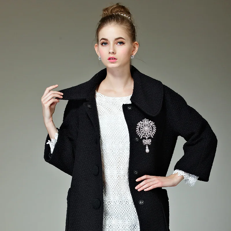 Женская или свадебная брошь с кристаллами большие размеры имитацией