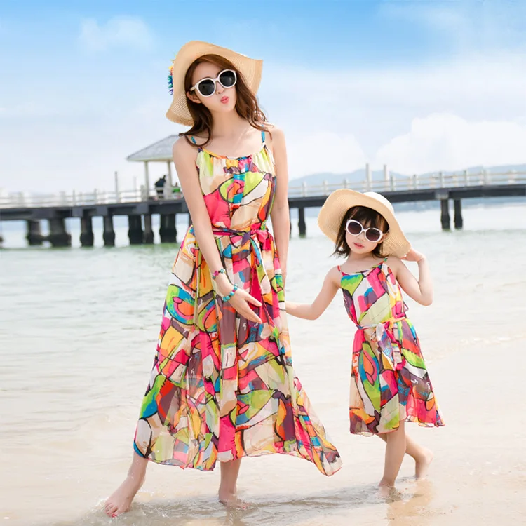 Платья для мамы и дочки летняя шифоновая одежда всей семьи Одинаковая папы сына с