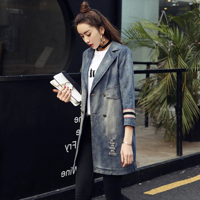 Тренчкот женский джинсовый двубортный уличная одежда с синими дырками длинная