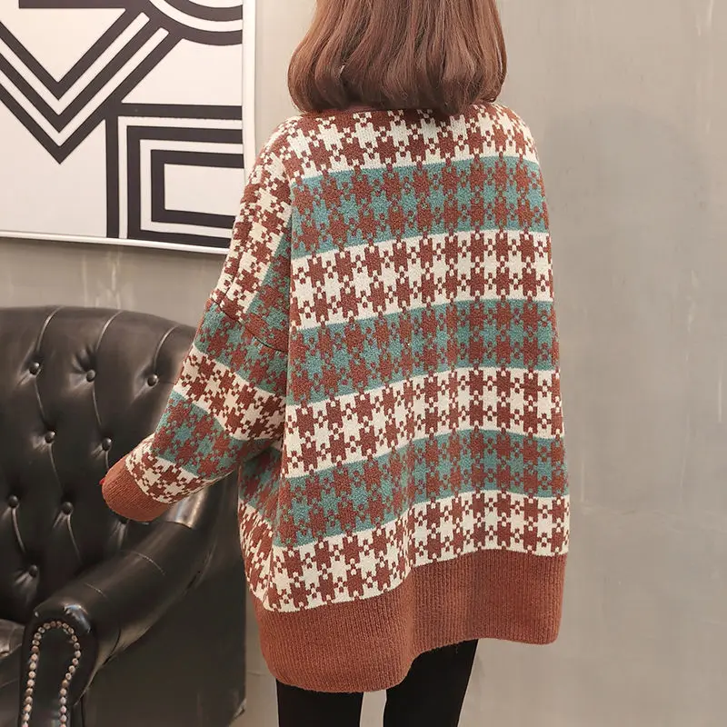 2018 New Autumn Women's Sweater Ladies Casual Loose and Pullover V-neck Long Sleeve Thick Knitted Jacket LP021 |