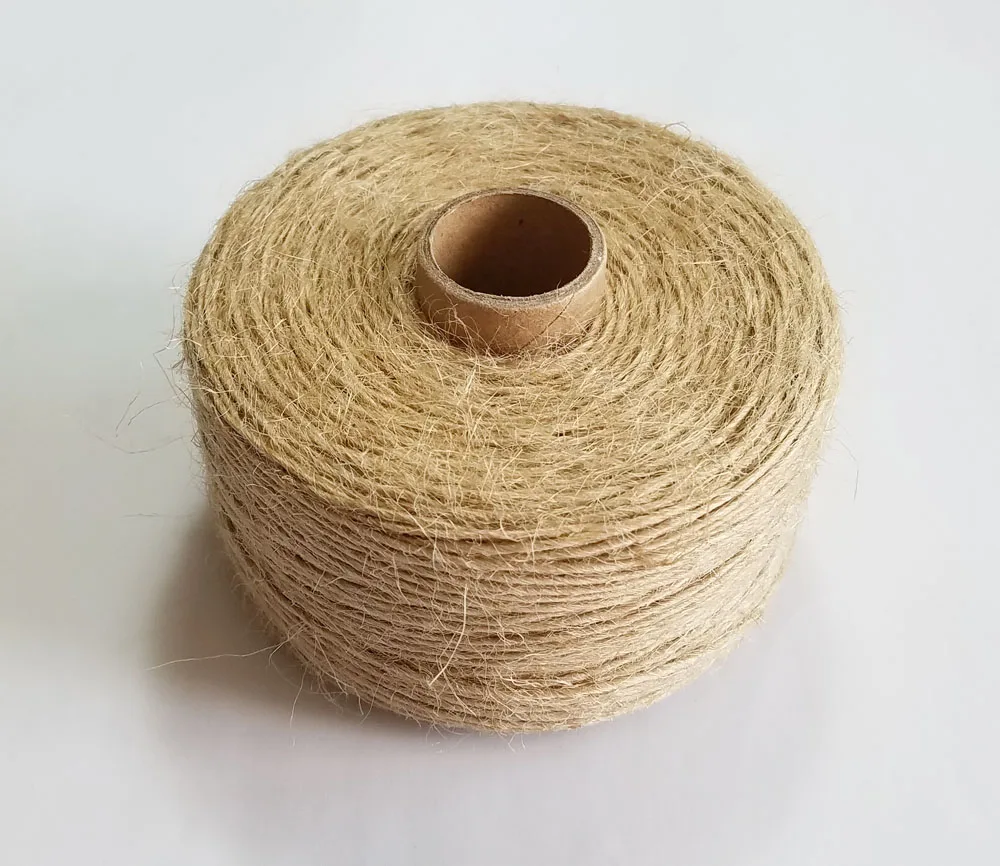 Джутовая нить пряжа. Шпагат джутовый 100м 560текс. Бобин с намотанной джутовой пряжей. Джут 1. Суровая нитка.