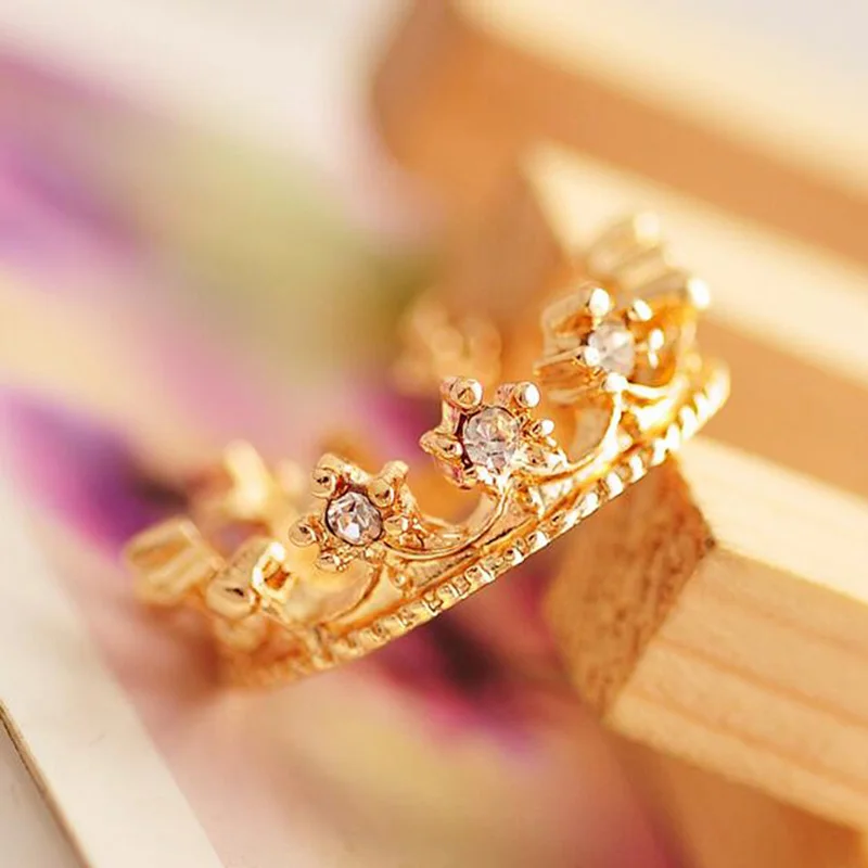 Золотое кольцо Стразы с маленьким кристаллом в виде перца форме короны для