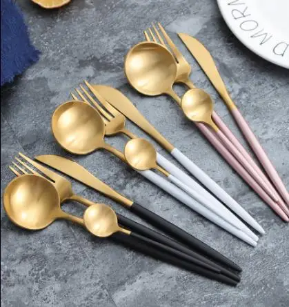 Многоцветный набор столовых приборов из нержавеющей стали Благородный Вилка Нож