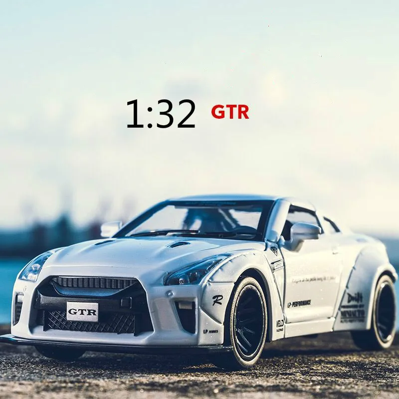 1:32 AMG GTR модель автомобиля из сплава игрушки для детей литый под давлением