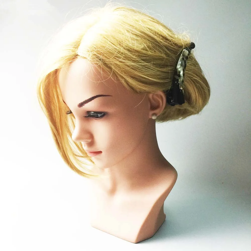 Серьги-гвоздики с белым фианитом в форме диско-шара полукруглые серьги стиле