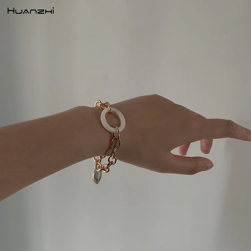HUANZHI новинка 2019 корейский круглый замок с натуральным корпусом три разных