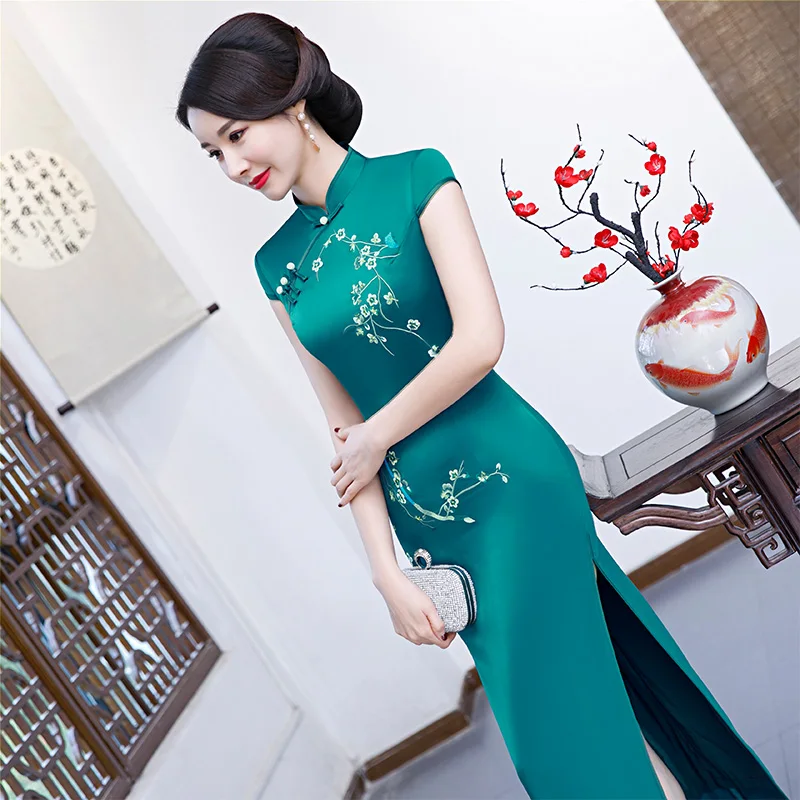 

Sexy 2019 Long Cheongsam Summer Vintage Chinese style Dress Fashion Womens Rayon Qipao Slim Party Dresses Button Vestido