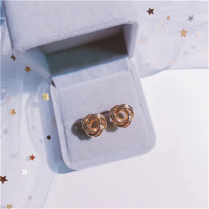 

Серьги-гвоздики женские из серебра 925 пробы с иглами