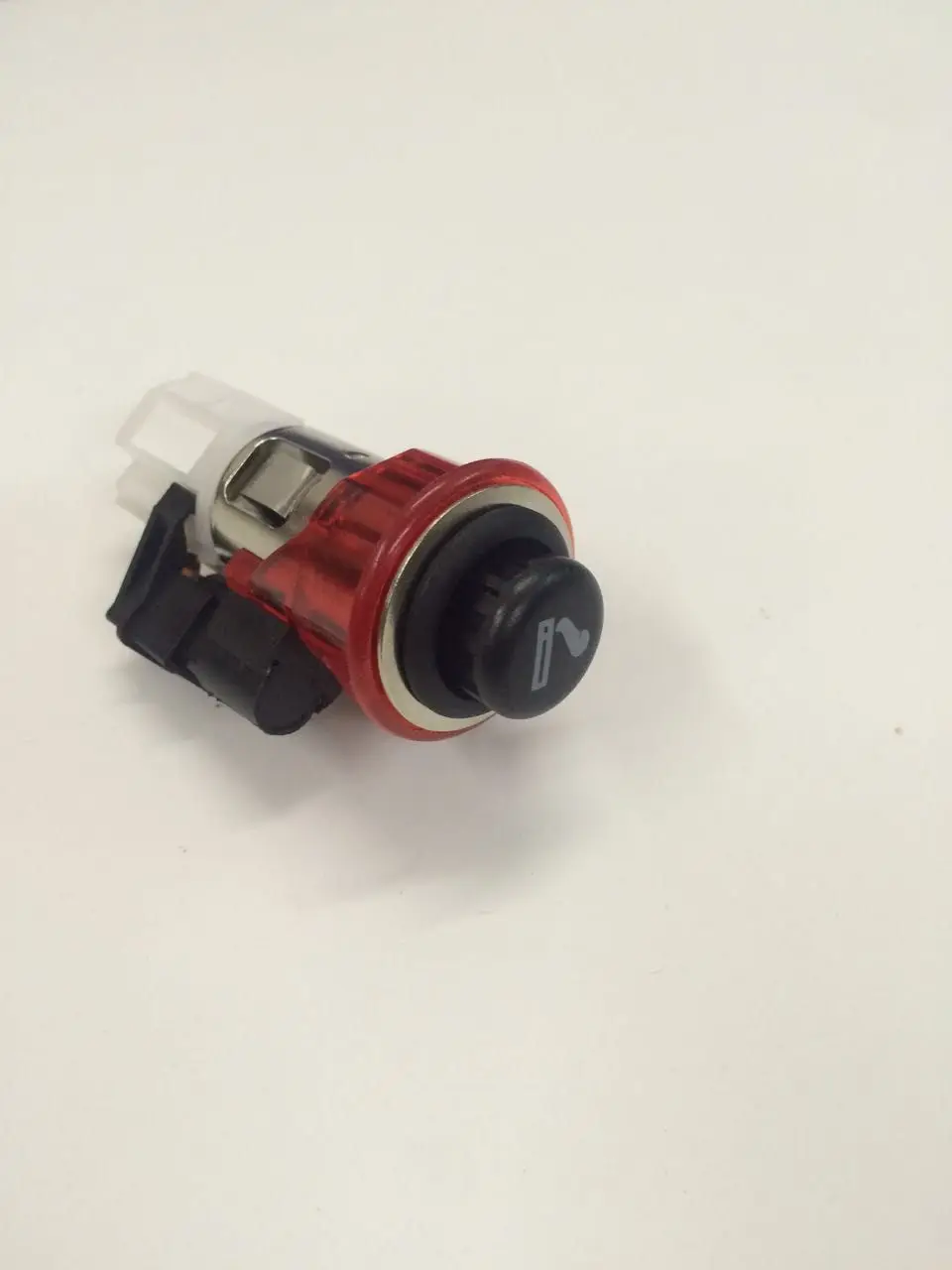 

Amber Ring 12V Electric Socket & Cigarette Lighter For VW Golf Jetta Passat New Beetle Scirocco Tiguan Touran Transporter Parati