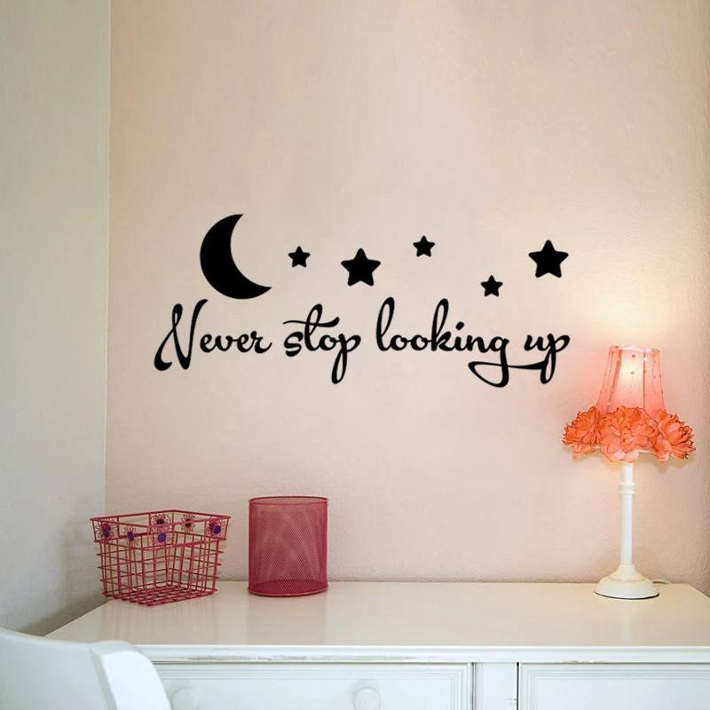 Виниловая наклейка на стену стикеры с надписью Never Stop Look Up Вдохновляющие буквы